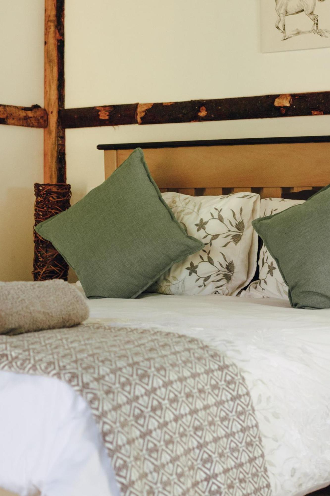 Firefly Falls Lodge *